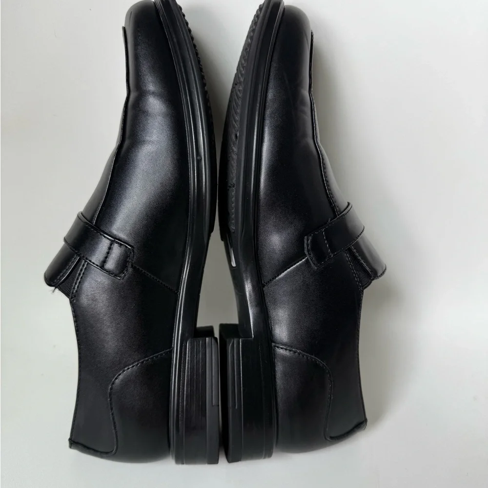 Perry Ellis Black Leather Slip-On Loafers